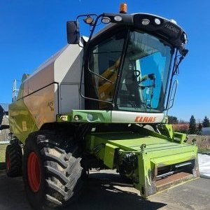 foto 7.5m Mähdrescher 5t/ha CLAAS Tucano 450 (kfz)
