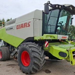 foto 17.5t/9m Mähdrescher Claas Lexion 600